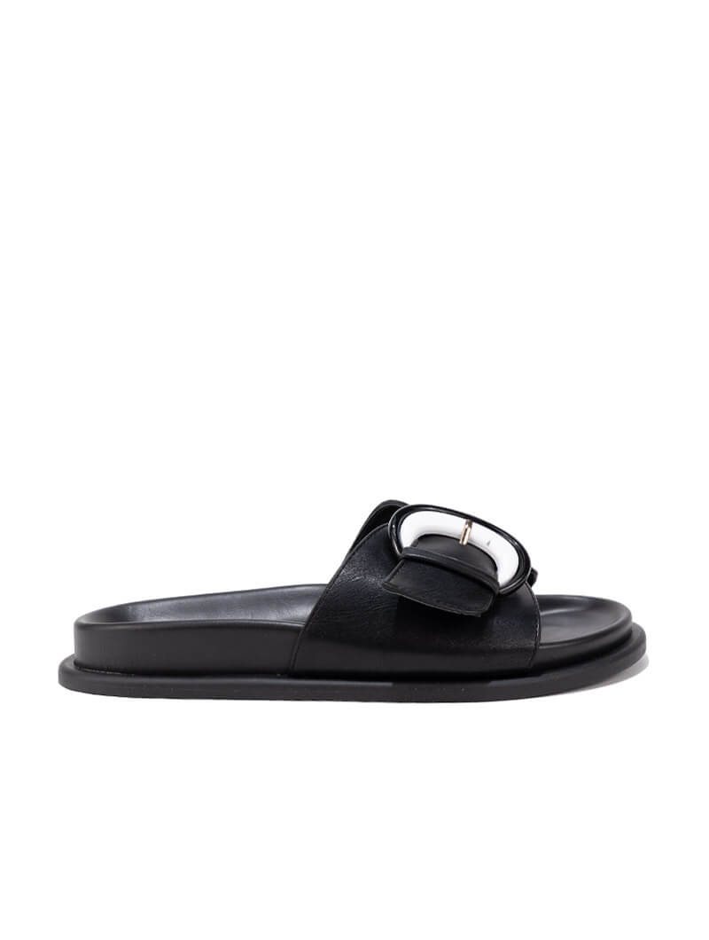 Mules à boucles